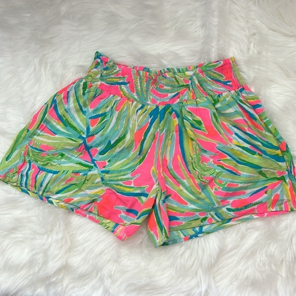 NWOT LILLY PULITZER Tropical Print Shorts Sri Lanka Size XS - Picture 13 of 13